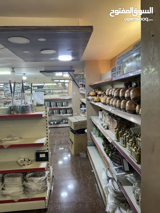 محل أدوات منزلية طابقين للبيع بمساحة 407 متر