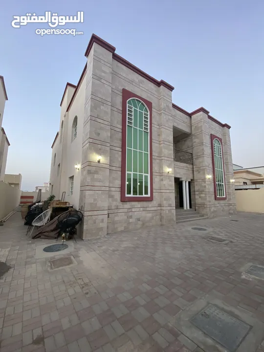 فيلا  للبيع في المعبيلة موقع مميز من المالك مباشر Villa for sale in Al Maabilah, prime location