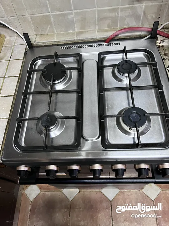 Toshiba Cooking Range almost new,