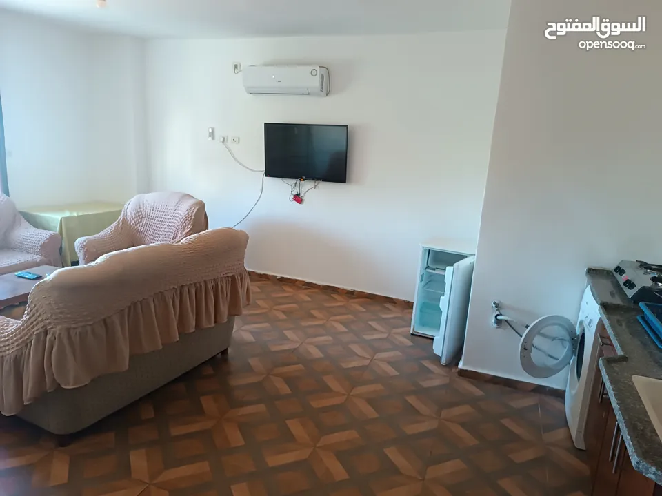 استديو مفروش للايجار في البيرة البالوع خلف سوبر ماركت المحسيري بشارعين