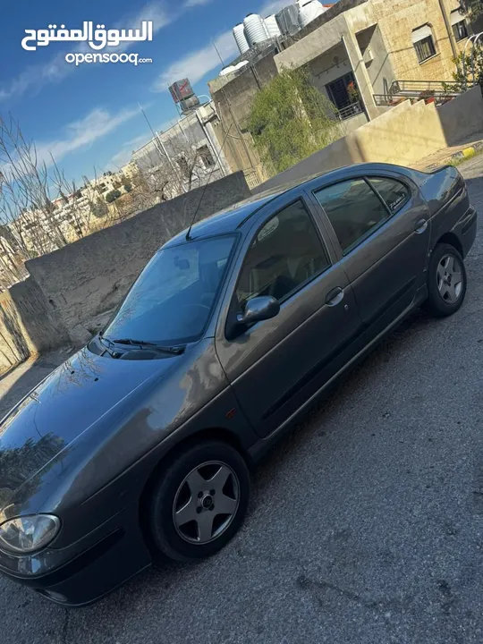 رينو ميغان موديل 2000 ماتور 1600 للبيع