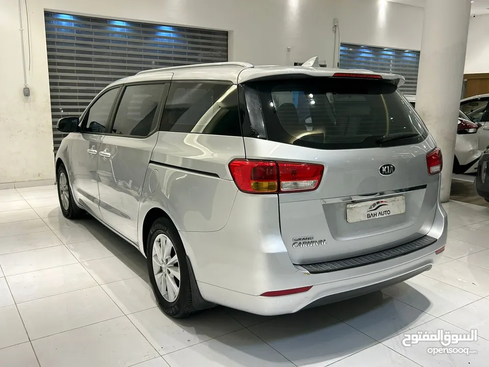 KIA CARNIVAL MODEL 2016 FOR SALE 7 seater