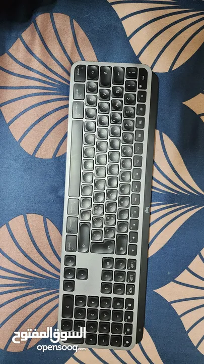 MX Keys Logitech wireless keyboard Master series Logitech