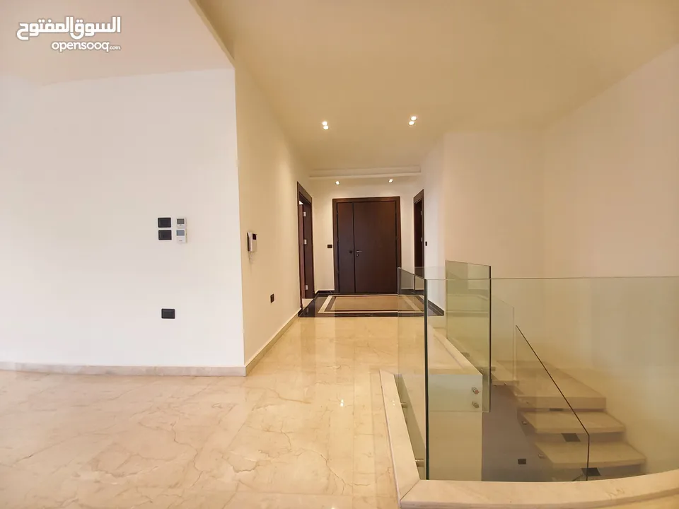 شقة غير مفروشة للبيع في دير غبار ( Property ID : 38900 )