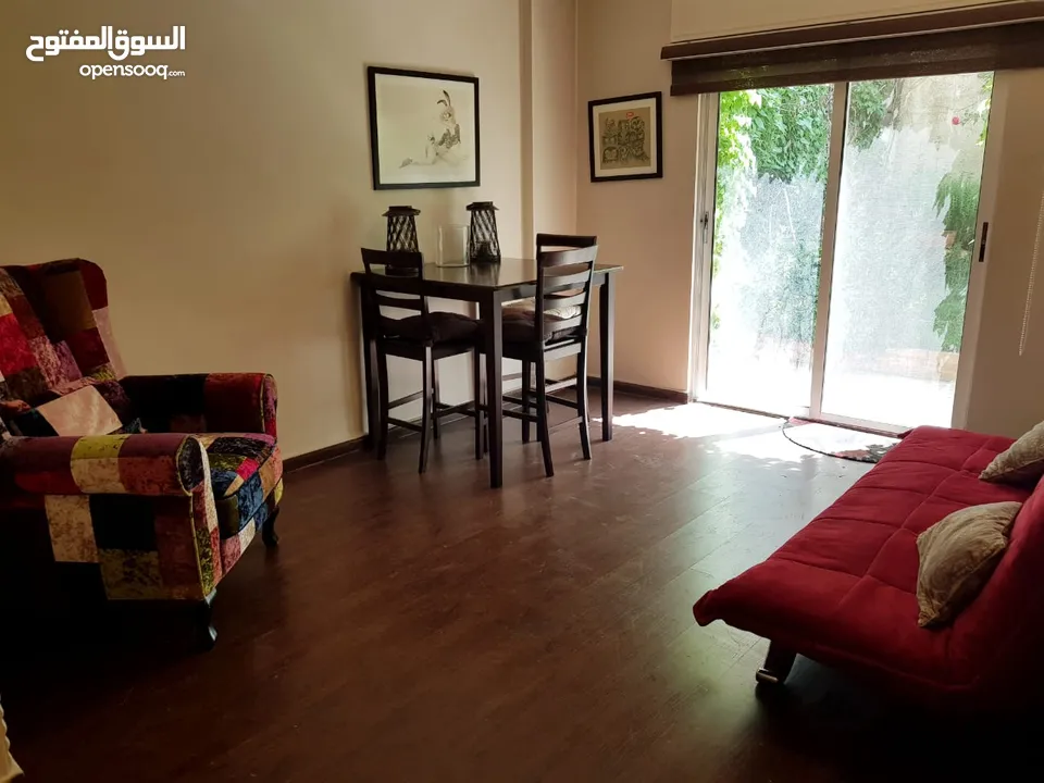 شقة للايجار في منطقة أم أذينة