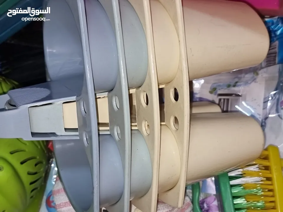 بضاعة محل للبيع