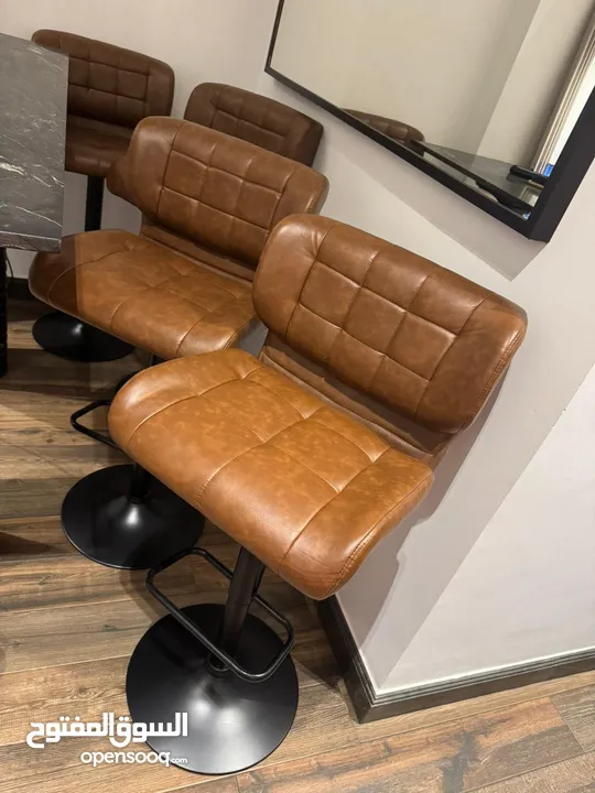 Stool/bar leather chairs