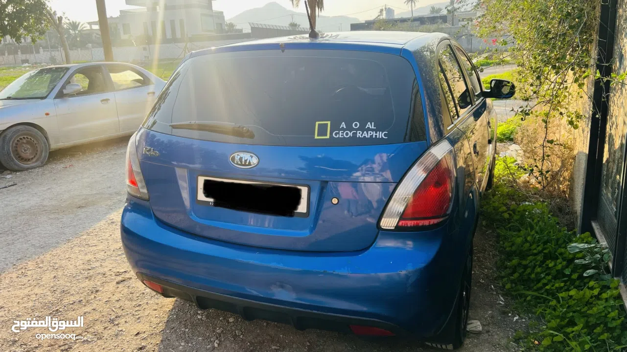 كيا ريو 2011