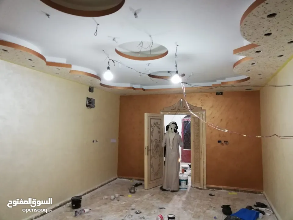 معلم دهان مقاولة او مياومة