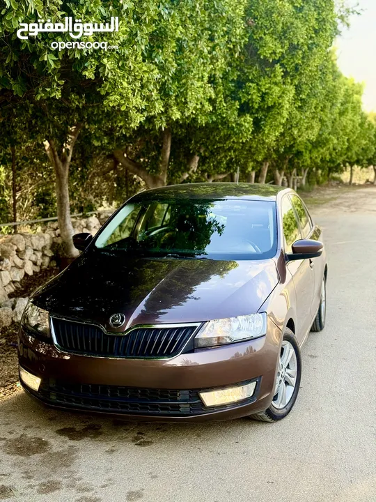 سكودا رابيد اصل برايفت ماتور 1400 بنزين جير اتومات اقتصاديه جدا وسعرر مرتب ع الكاش