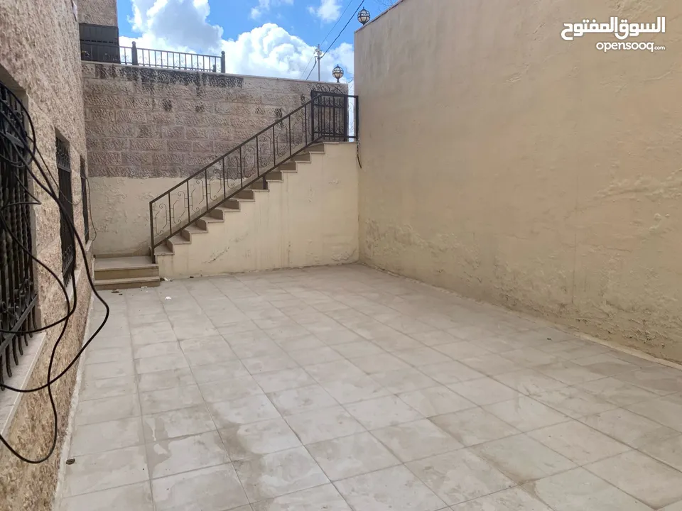 شقة جديدة مع حديقة بسعر مغري لم تسكن