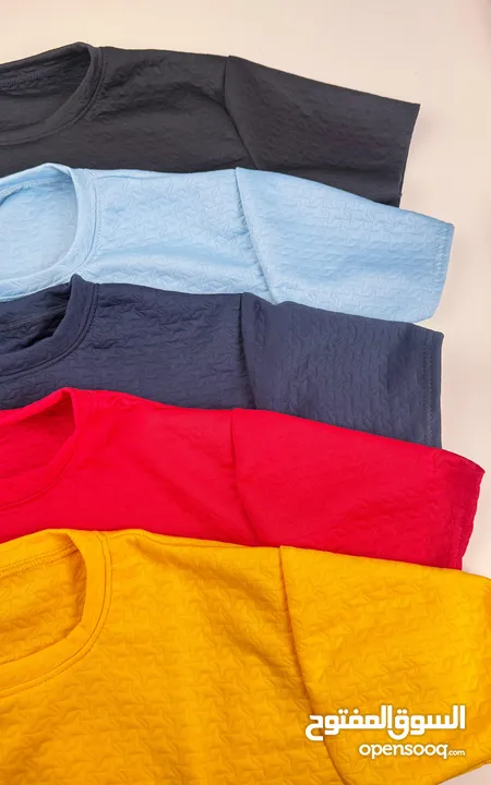 بلايز رجالي ب الوان مختلفه والقياس 2XL و 3XL