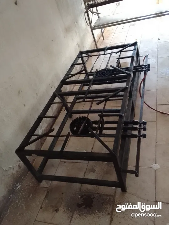 مشوى ثلاثة أمتار ونصف حجر وفحم للمظبي والمشاوي وغازات فنادق