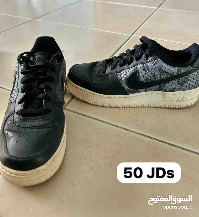 احذية رياضة نسائية