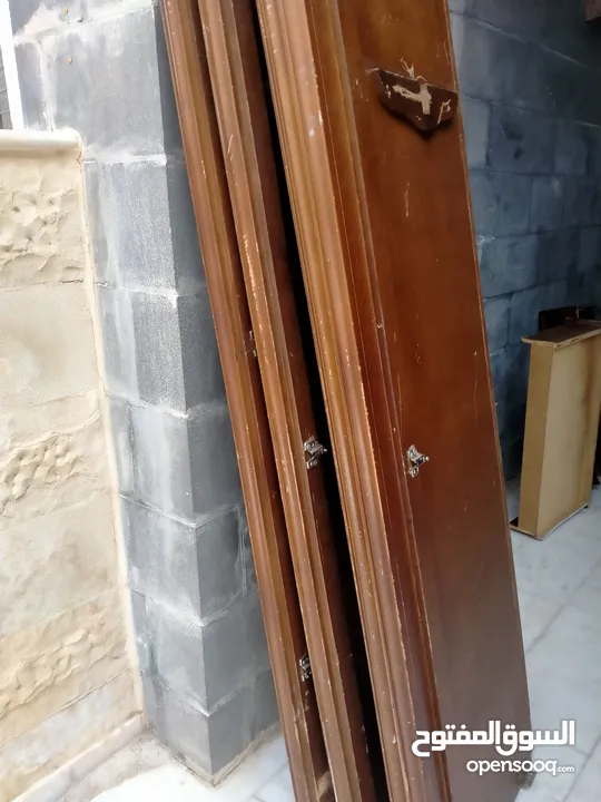 غرفة نوم خشب لاتيه ثقيل مافيها تكسير بحاجه الى صيانه مع. فرشة زمبرك