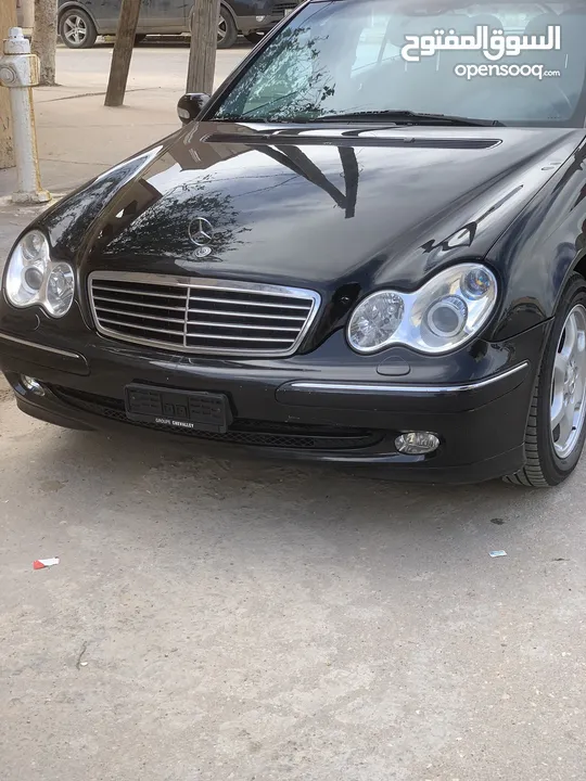 لبيع سيارات السويسرية مرسيدس c320البيع صك او كاش