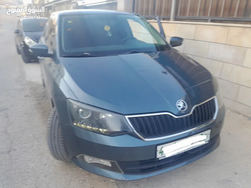 سكودا فابيا 2019. ترخيص 2018 اتومات ولا غرام بوية