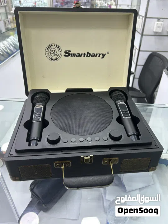 للبيع سماعه مع ميكروفونات