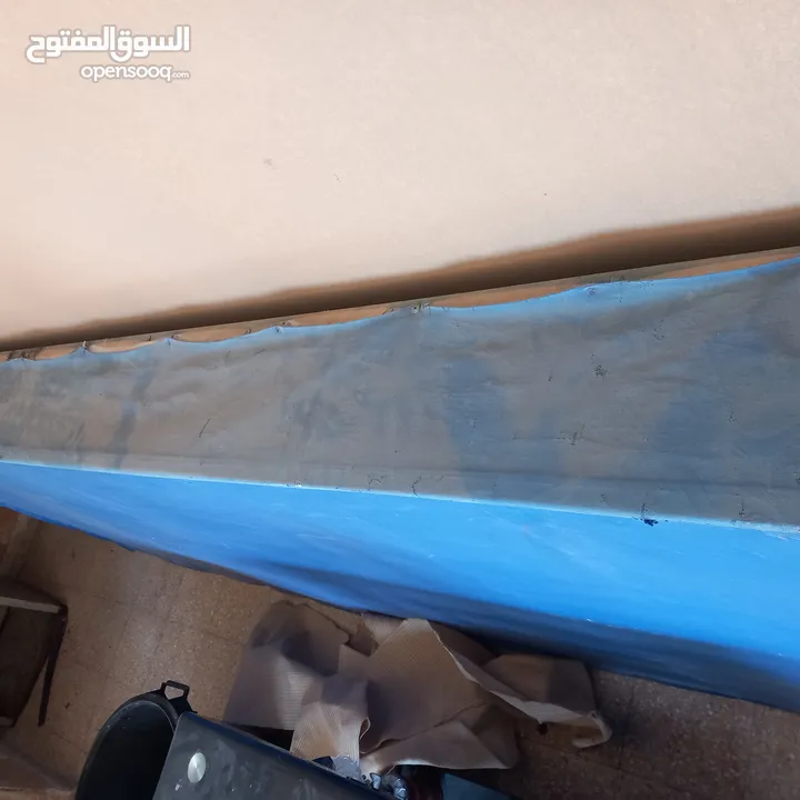 مجلى ستيلس ثقيل صناعي  ثلاجة بحاجه الى مروحة  طاوله ستيلس  غاز عين وحدة كانون كبير طول مترين عرض 40س