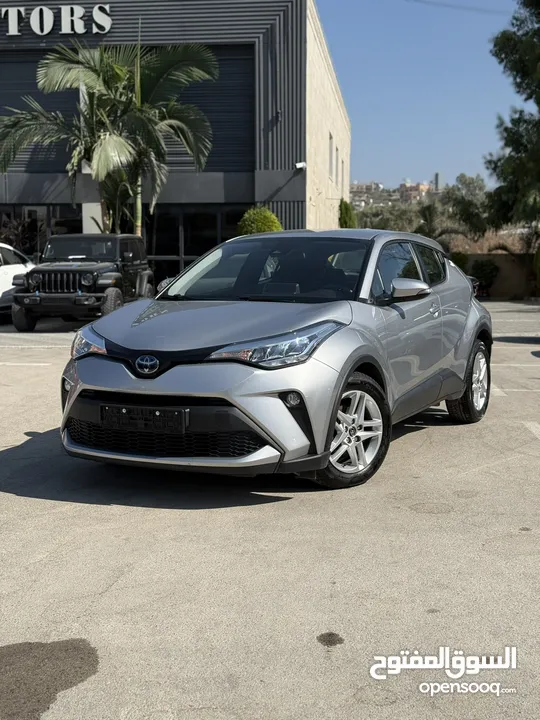 تويوتا C-HR ترخيص 2022 محرك 1800 هايبرد حصان 170
