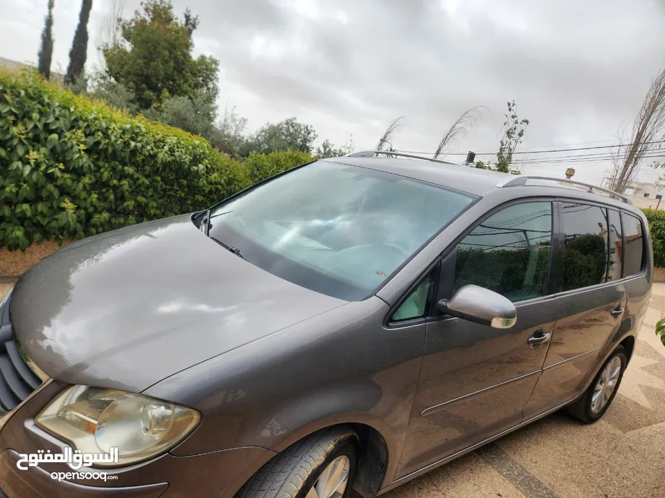 توران مدويل 2009 Volkswagen عائلية