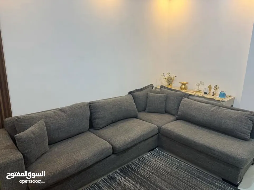 طقم كنبايات للبيع كورنر و وكنباي ثلاثيه