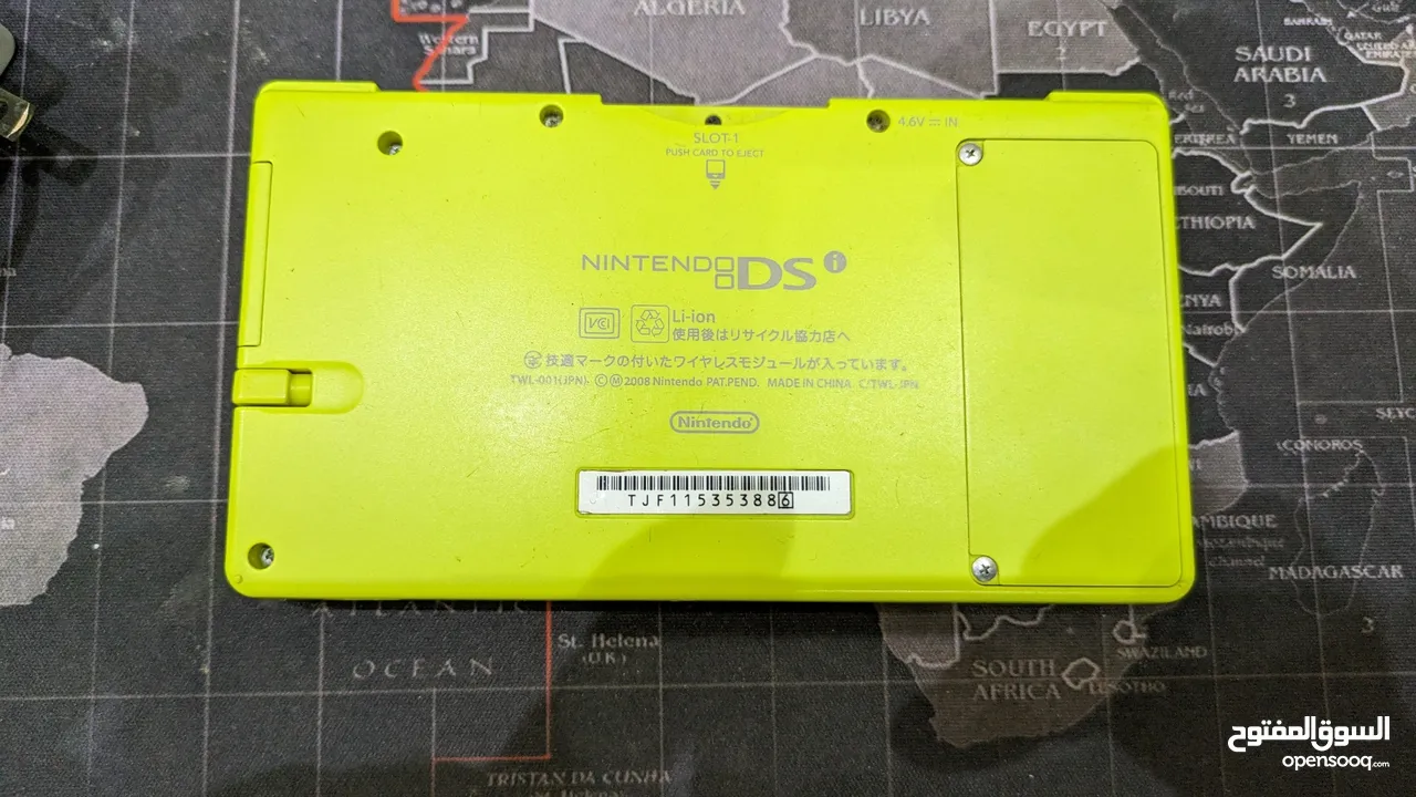 Nintendo DSi Lime Color homebrew 32GB SD card دي اس عليه العاب بلاش