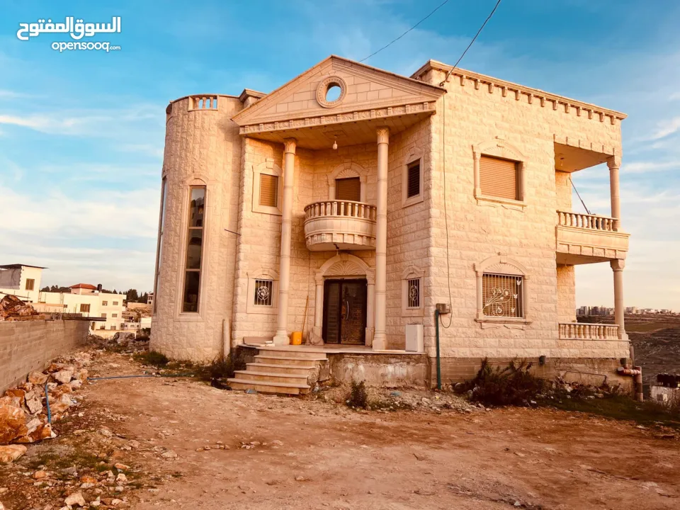 فيلا دبلكس مشطبة سوبر ديلوكس ( مالية وكالة نضيفة )