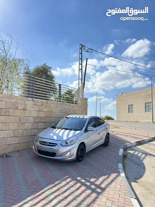 هونداي اكسينت.