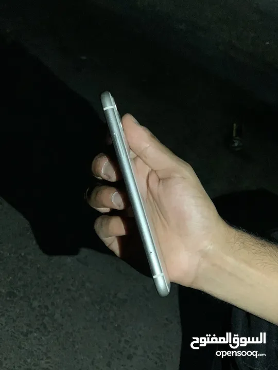 ايفون 11  128gb بحالة جيدة جدا