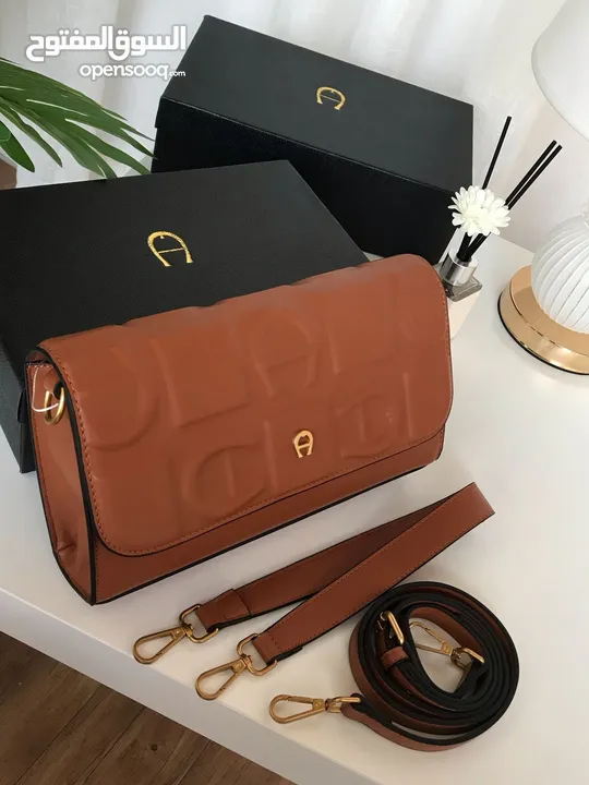 للبيع شنط نسائيه هيرمز ماستر كوالتي جوده عاليه جدا احدث الاصدارات والموديلات الكميه محدوده جدا