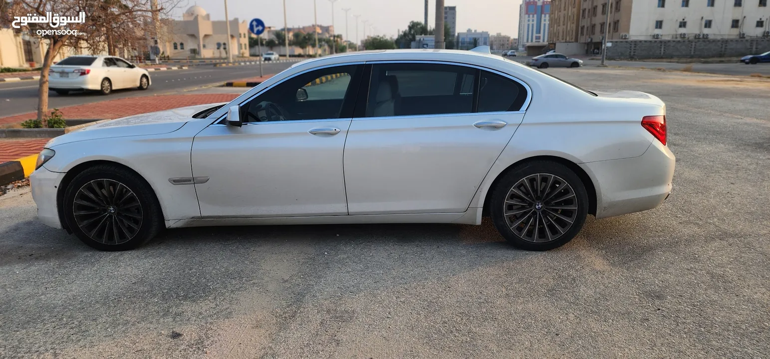 بي ام دبليو BMW 740IL