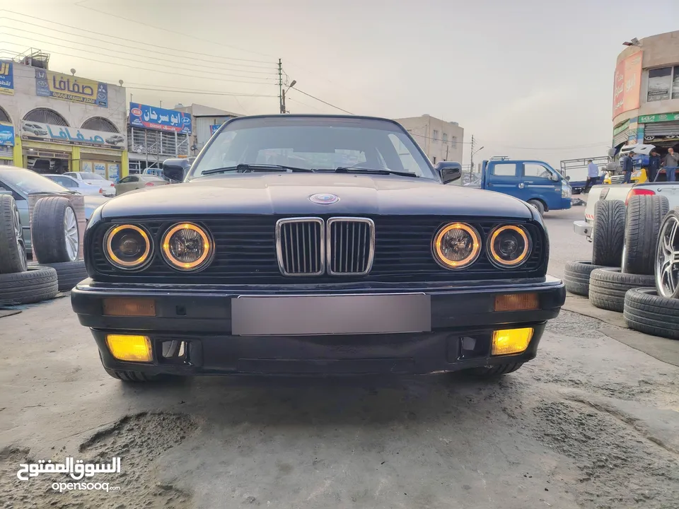بي ام دبليو BMW E30  320  بوز نمر موديل 1986 محدثة 1990