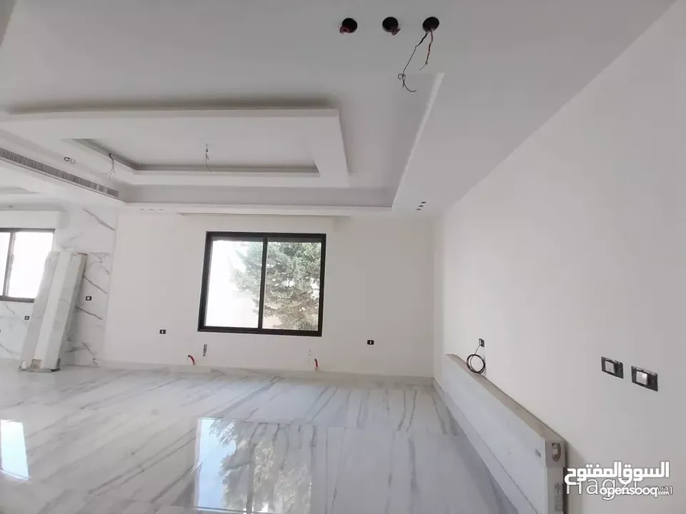 شقة طابق اول فخمة جدا للبيع في دابوق ( Property ID : 30069 )