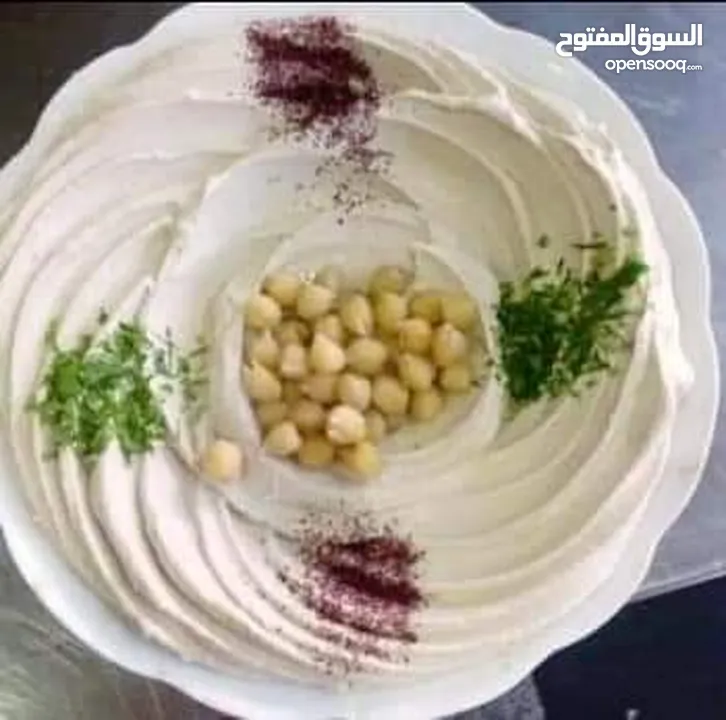 شيف وريس قسم بالمطبخ