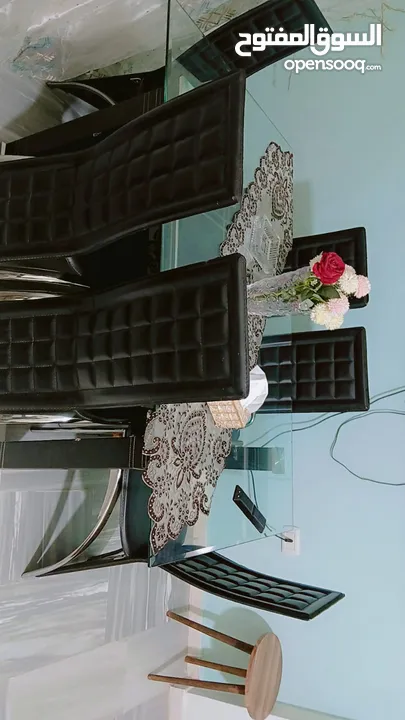 طاوله سفره زجاج مكونه من 6كراسي  طاوله ضيافه زجاج مكونه من طاولتين زجاج