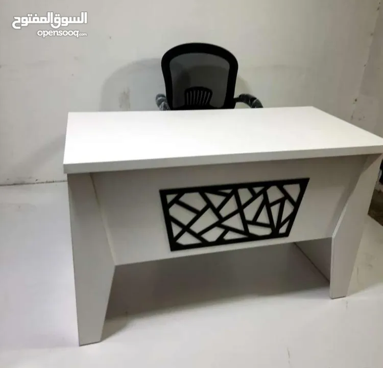 مكتب موظف قياس 120سم مع درجين معلقات  عدة الوان السعر شامل التوصيل والتركيب عمان والزرقاء