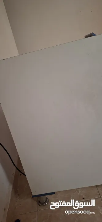 سرير بيبي للبيع في. الزرقاء الجديده