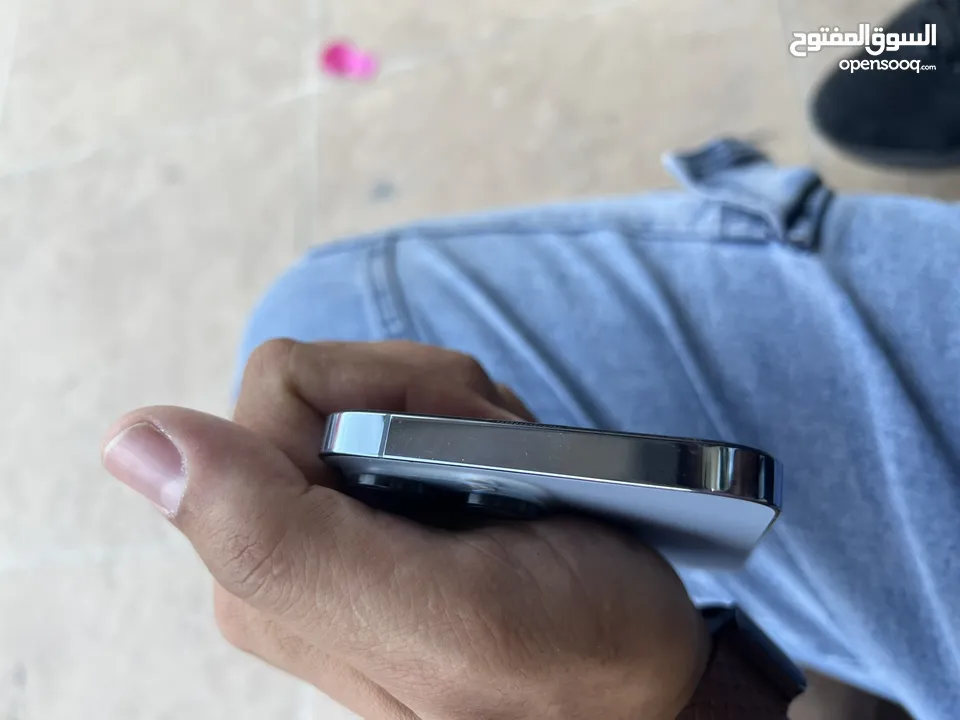 ايفون اخو الجديد
