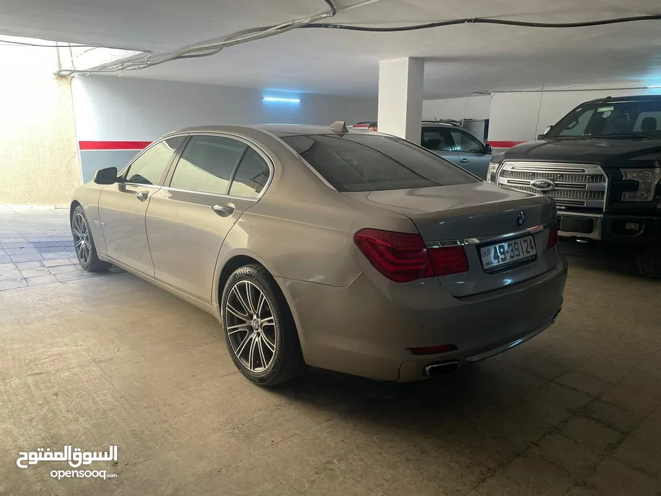 BMW 730 Series