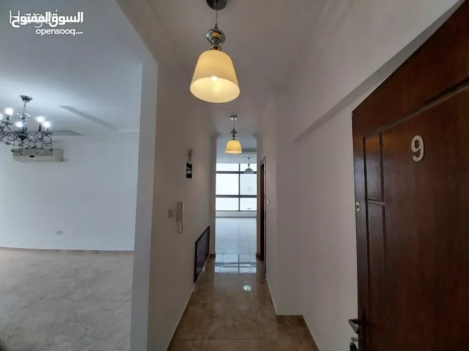 شقة مميزة طابق ثاني بمساحة 160 متر للبيع في الدوار السابع  ( Property ID : 30736 )