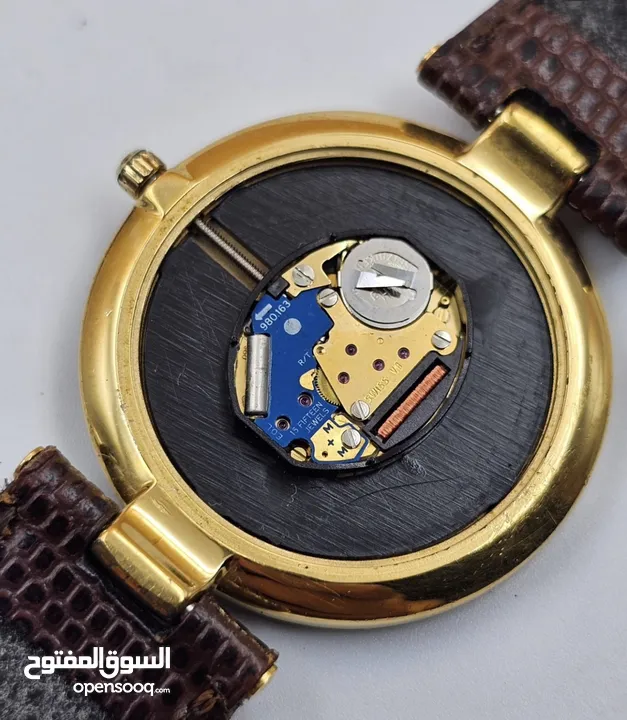 ساعة بيير بالمين تصميم دار الازياء الفرنسية طلاء ذهب 18  جدا نضيفة  صناعة سويسري اصلي الزجاج زفي
