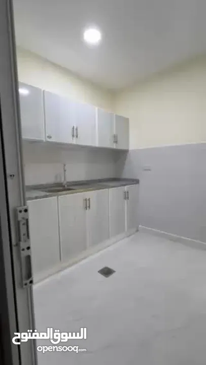 Studio for rent بدون عمولة