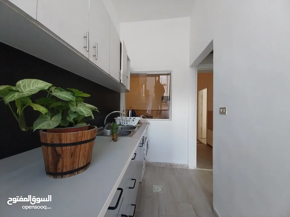 شقة للايجار في الويبده  ( Property 36276 ) سنوي فقط