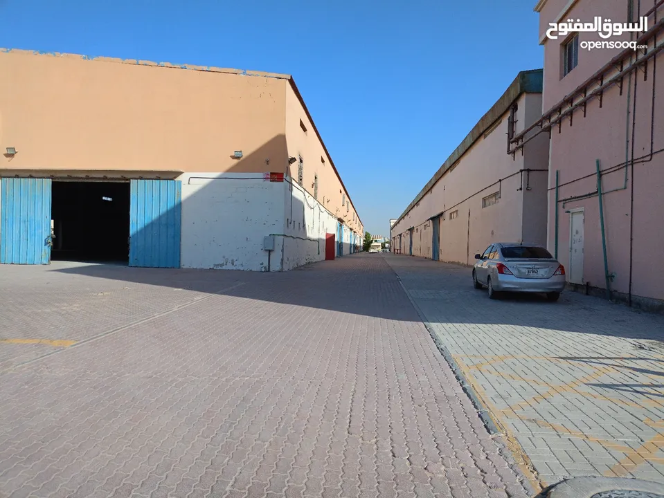 مستودع للاجار /// Warehouse for rent