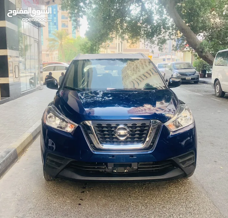 Nissan kicks 2020 Blue & Whate color  84 thousand miles drive only