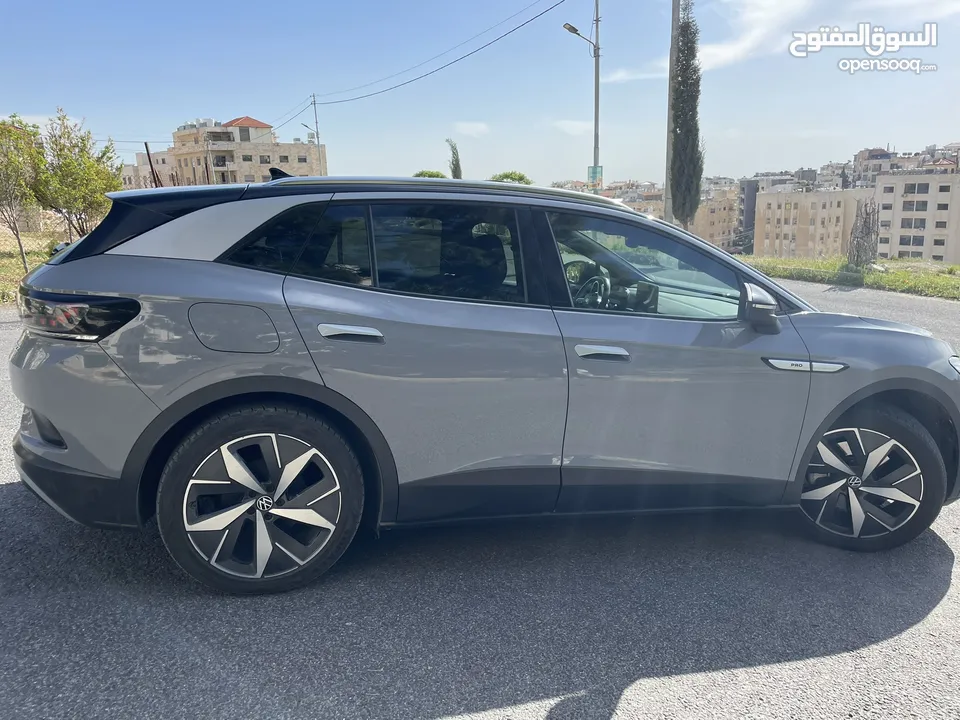 Volkswagen VW ID4 Crozz Pro 2021 استعمال شخصي فقط و فحص كامل للبيع