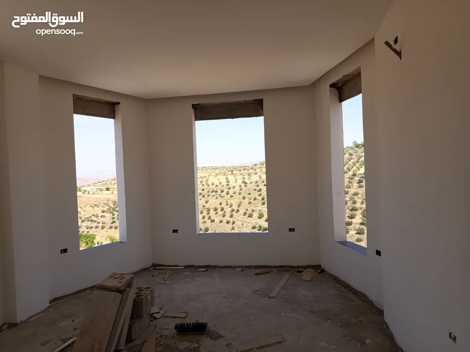 مزرعة تحت الانشاء للبيع بداعي السفر