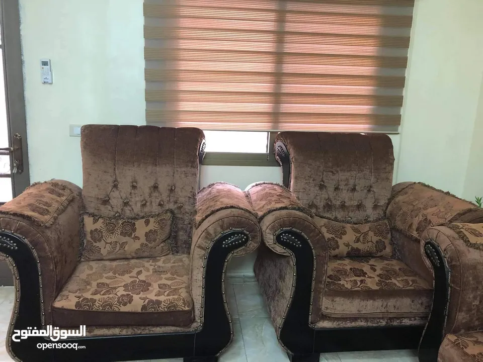 طقم كنب مستعمل  نظيف جدا للبيع