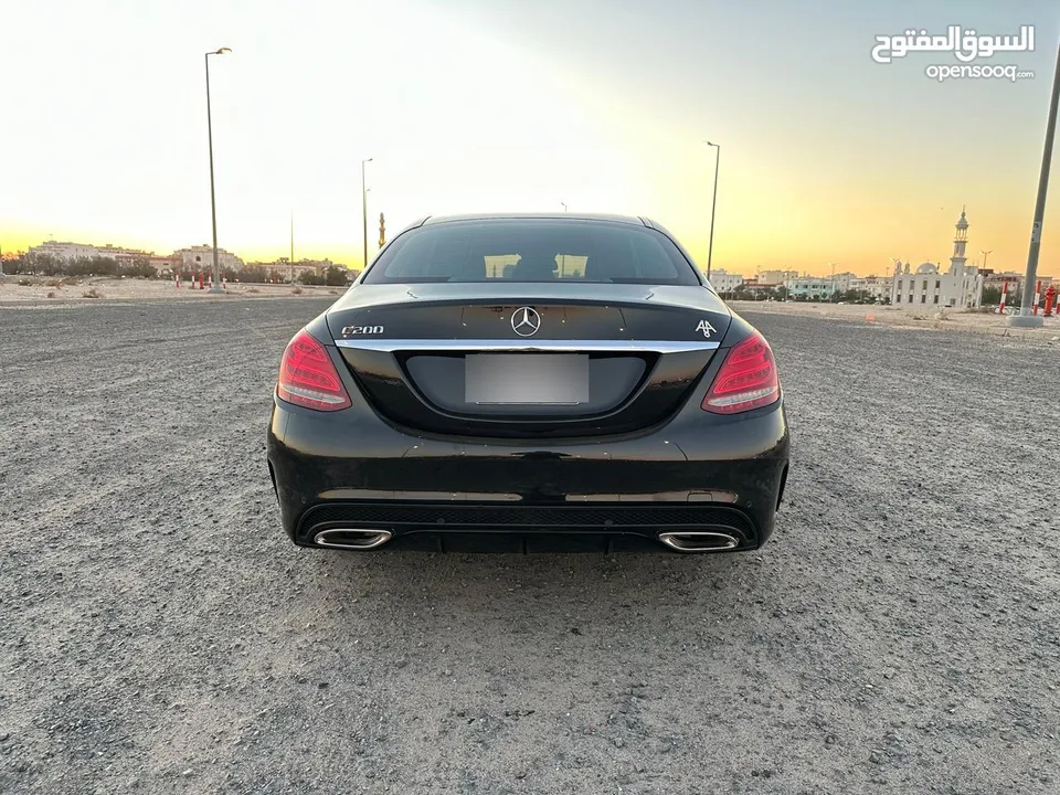 مرسيدس C 200 AMG موديل 2016 عداد 79 الف صبغ وكالة